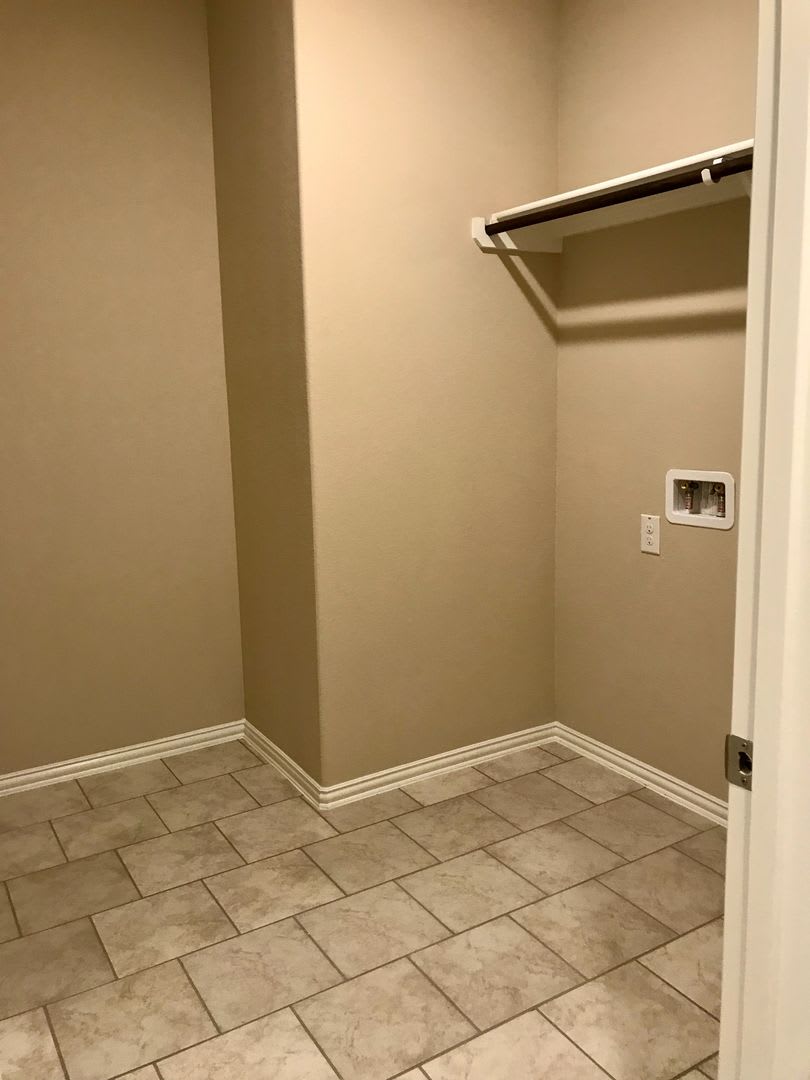 COMING SOON!! Beautiful Home in Parks Bell – photo 4