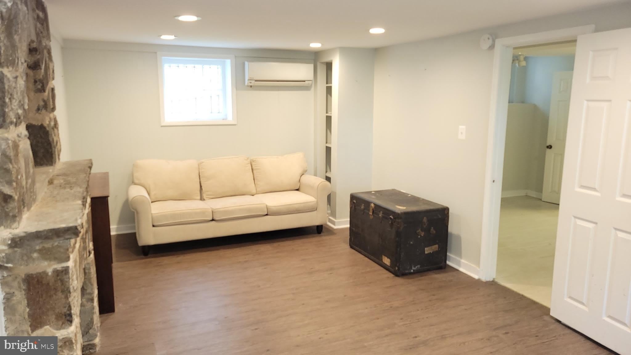 6209 York Road – photo 2
