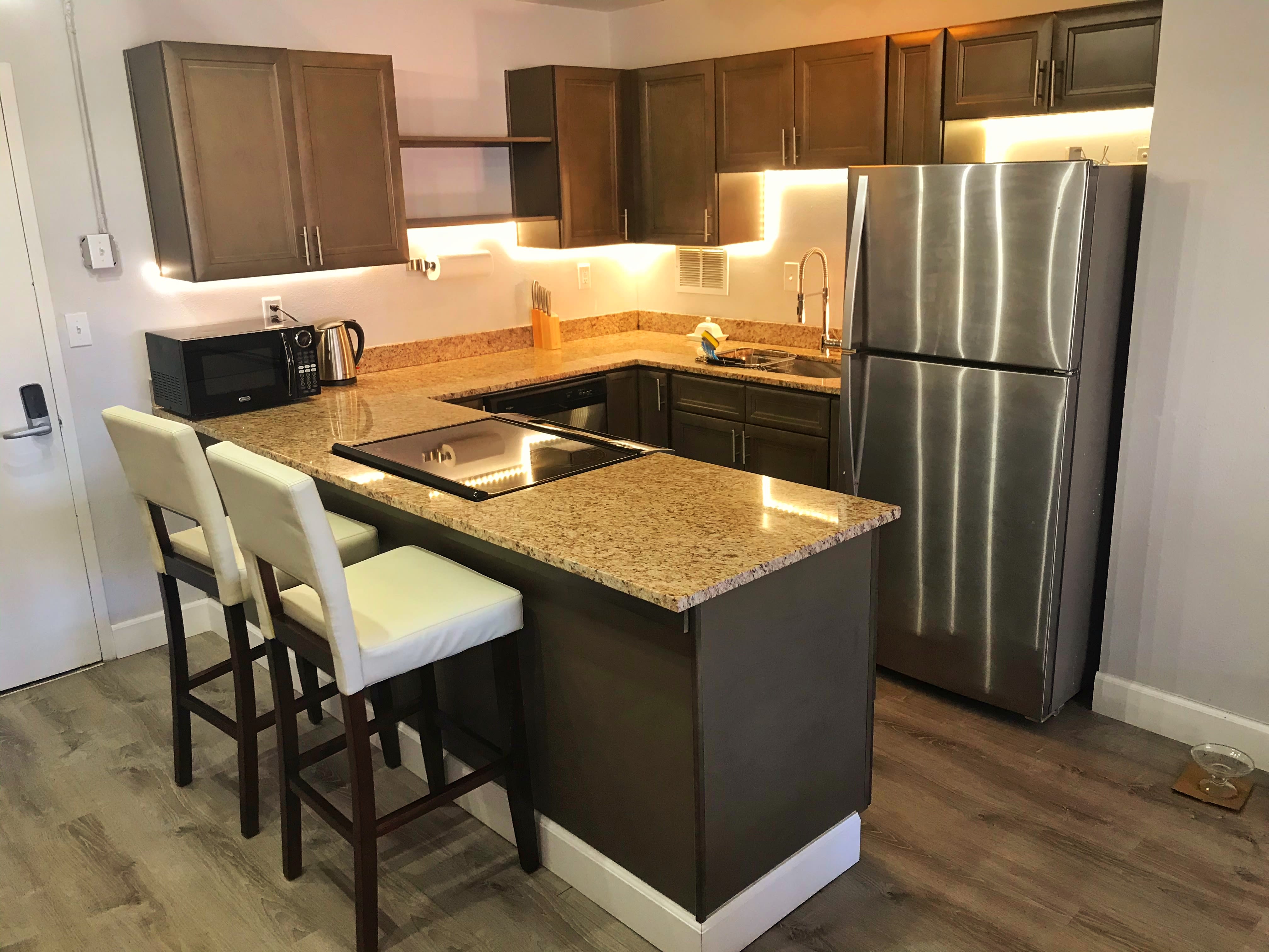 1121 Albion Street – photo 3