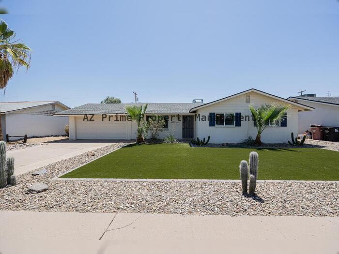 6637 East Wilshire Drive – photo 2