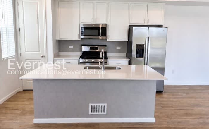 1364 Penner Drive – photo 2