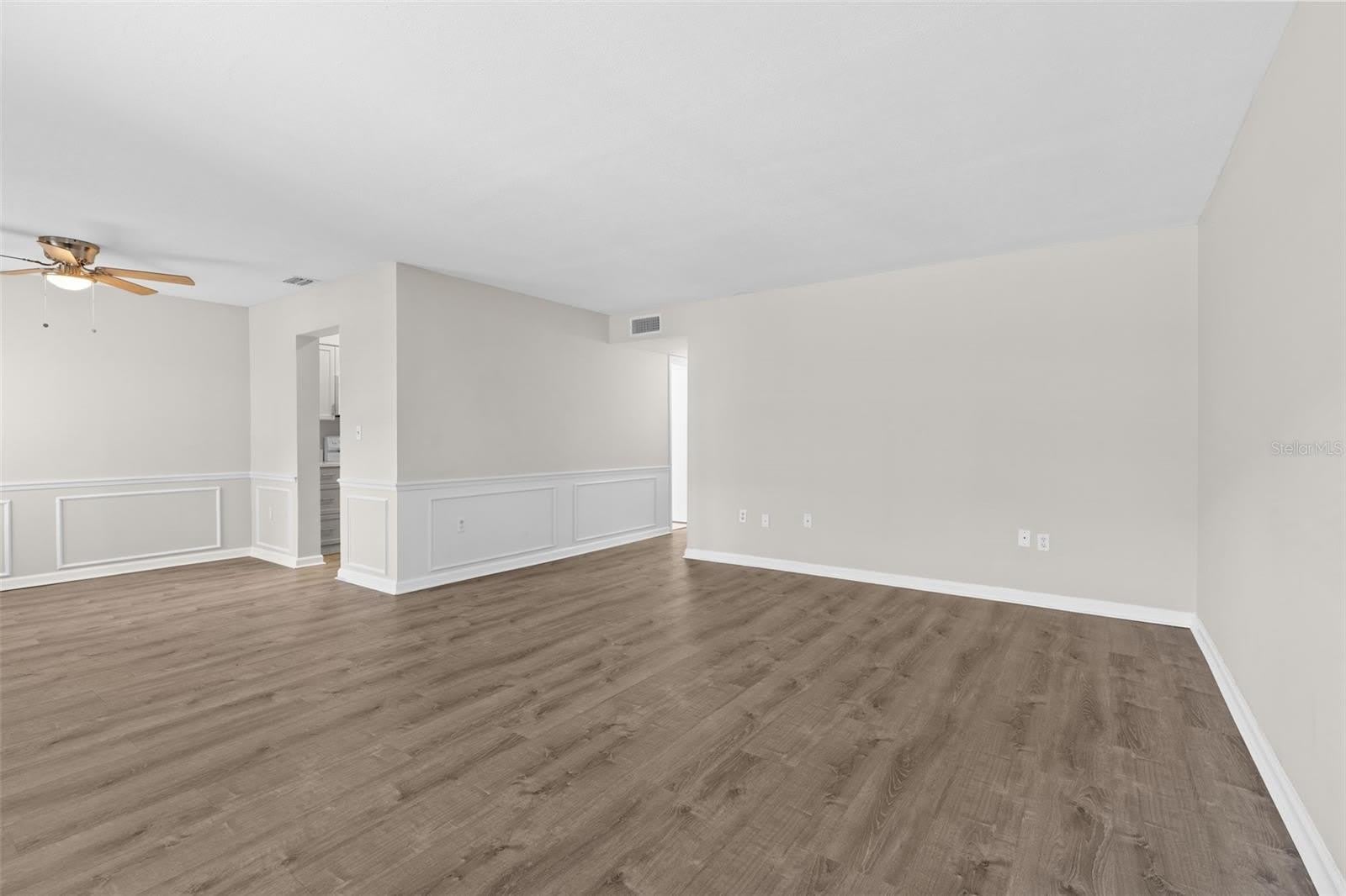 350 79Th Avenue N – photo 5