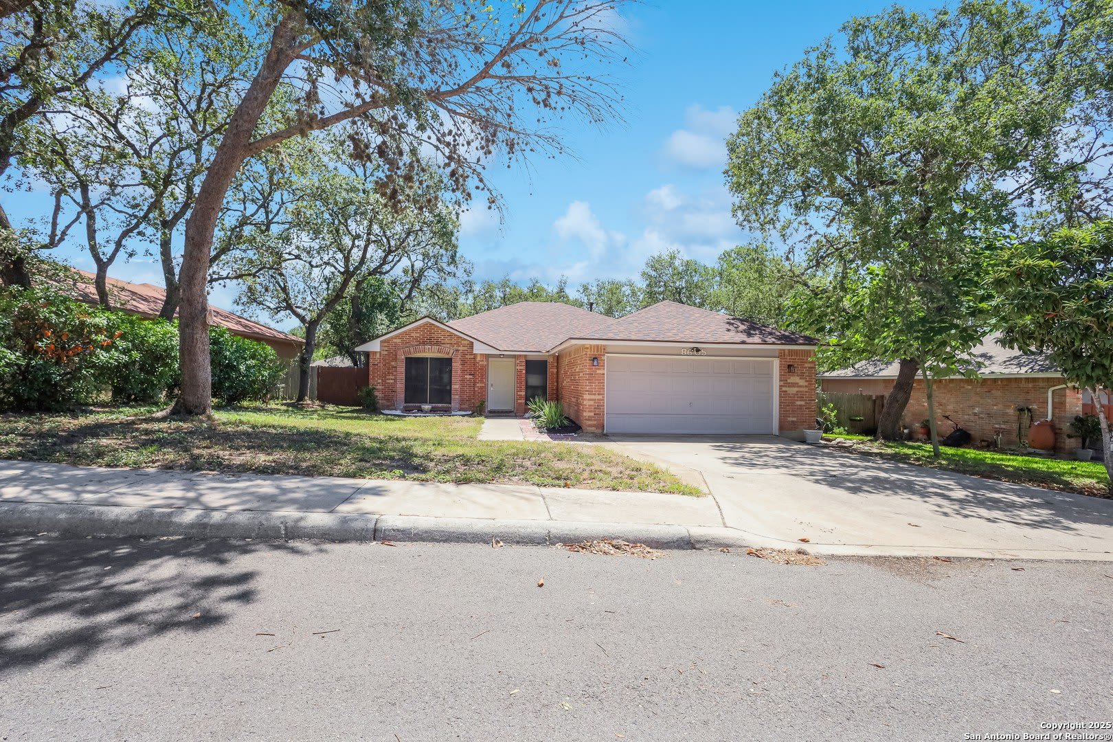 8605 Wood Peak – photo 1