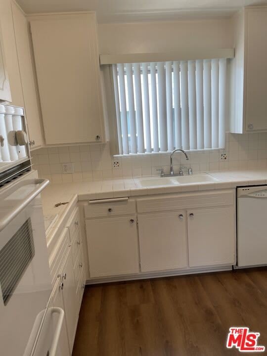9204 Whitworth Dr – photo 5