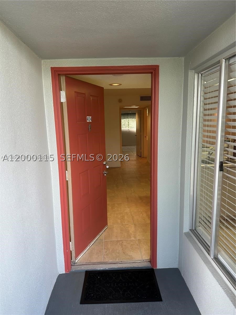 800 SW 137th Ave – photo 1