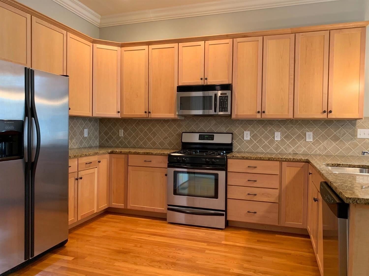631 W Main Street – photo 2