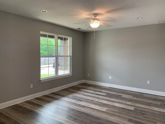 2263 Hadleigh Hills Ct – photo 2