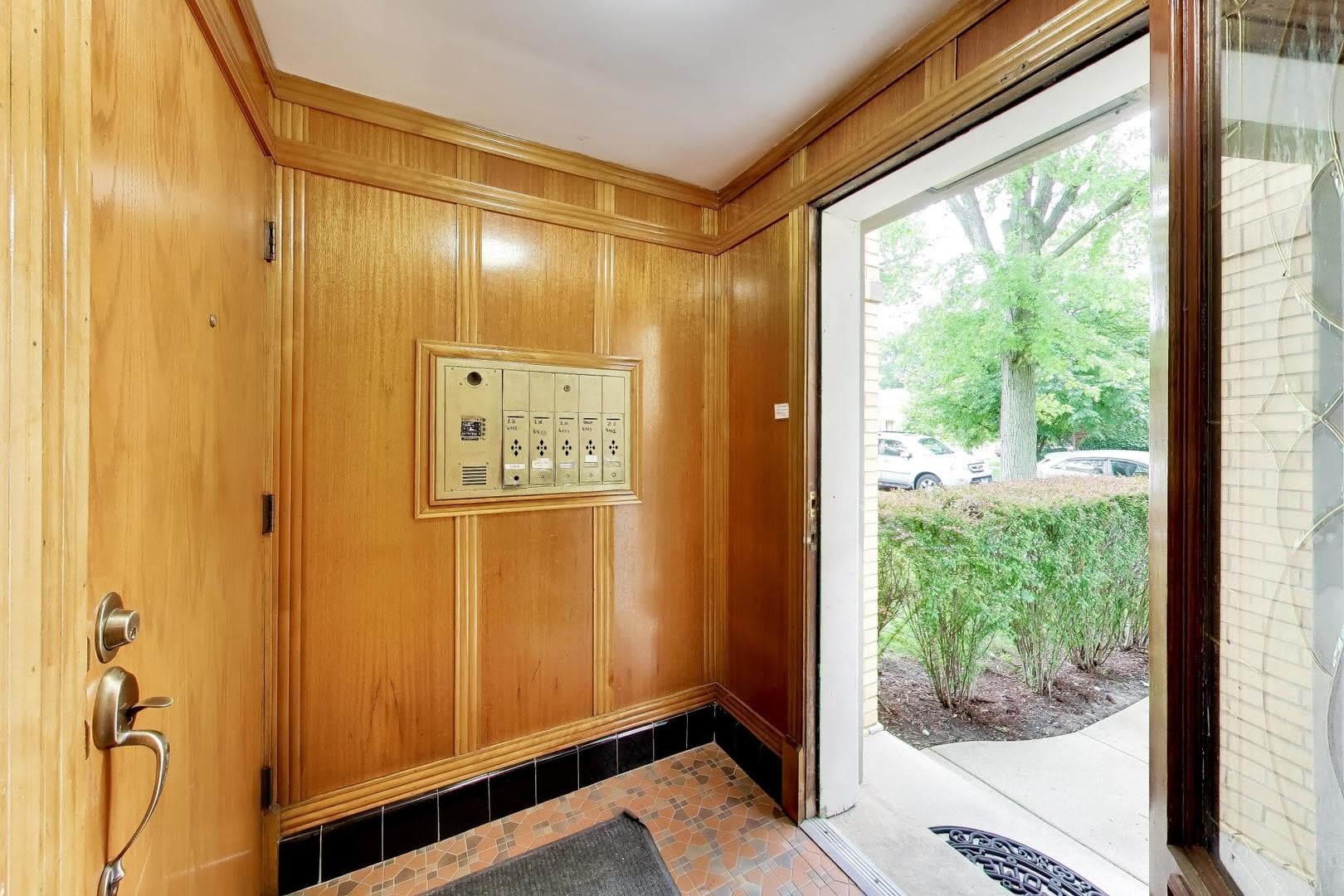 6407 N Normandy Avenue – photo 2