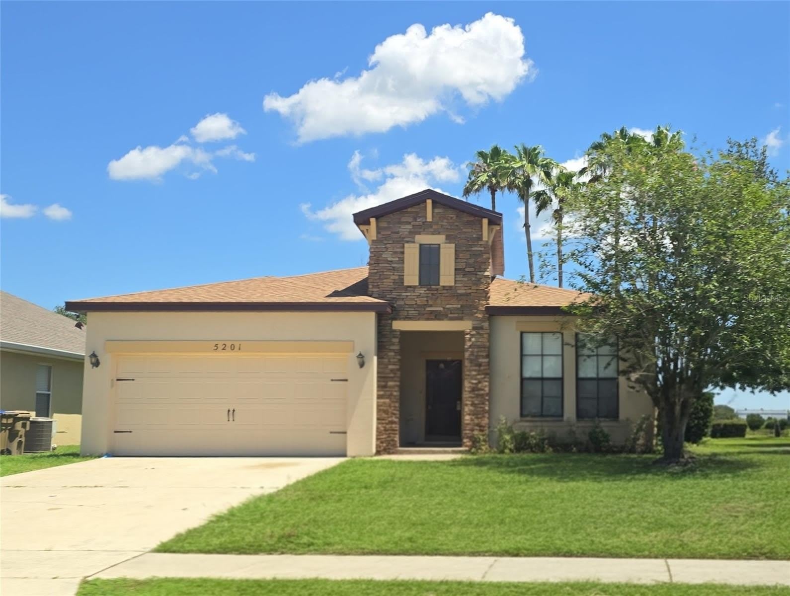 5201 SUNSET CANYON Drive – photo 1