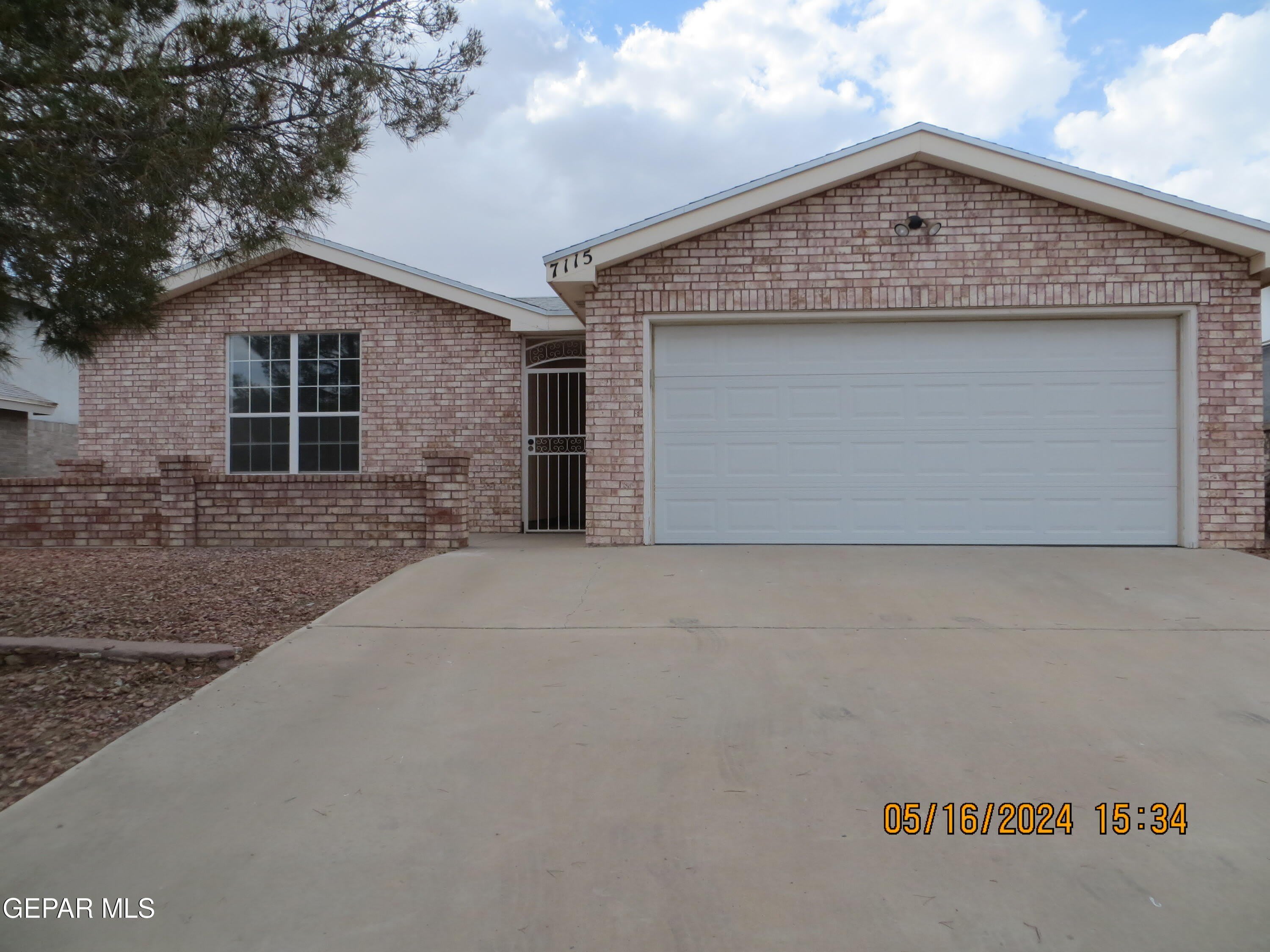 7115 OVAL ROCK Drive – photo 2