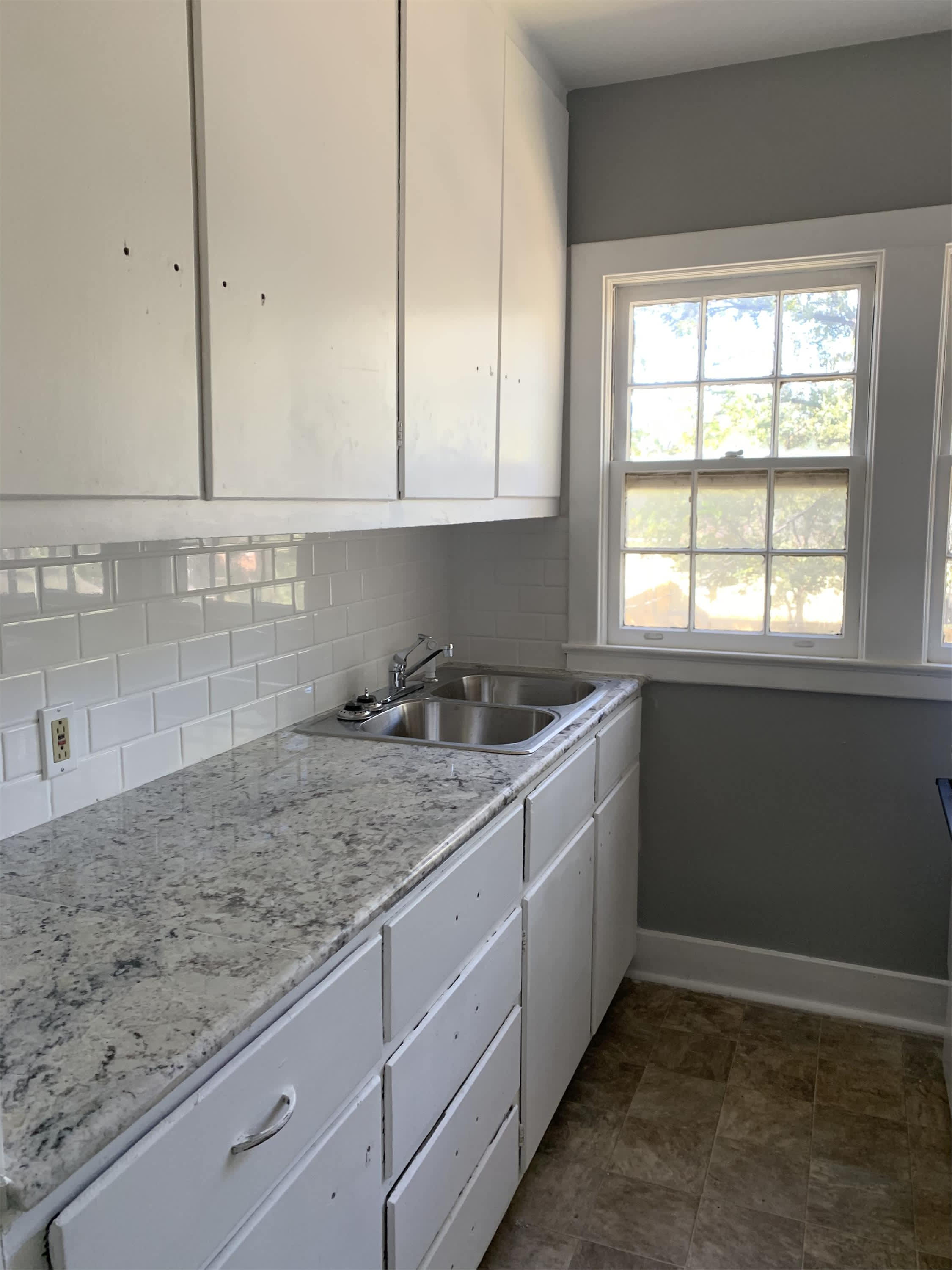 409 North Whitworth Avenue 1 – photo 1