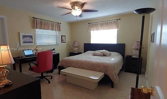 2240 Johnson St – photo 4
