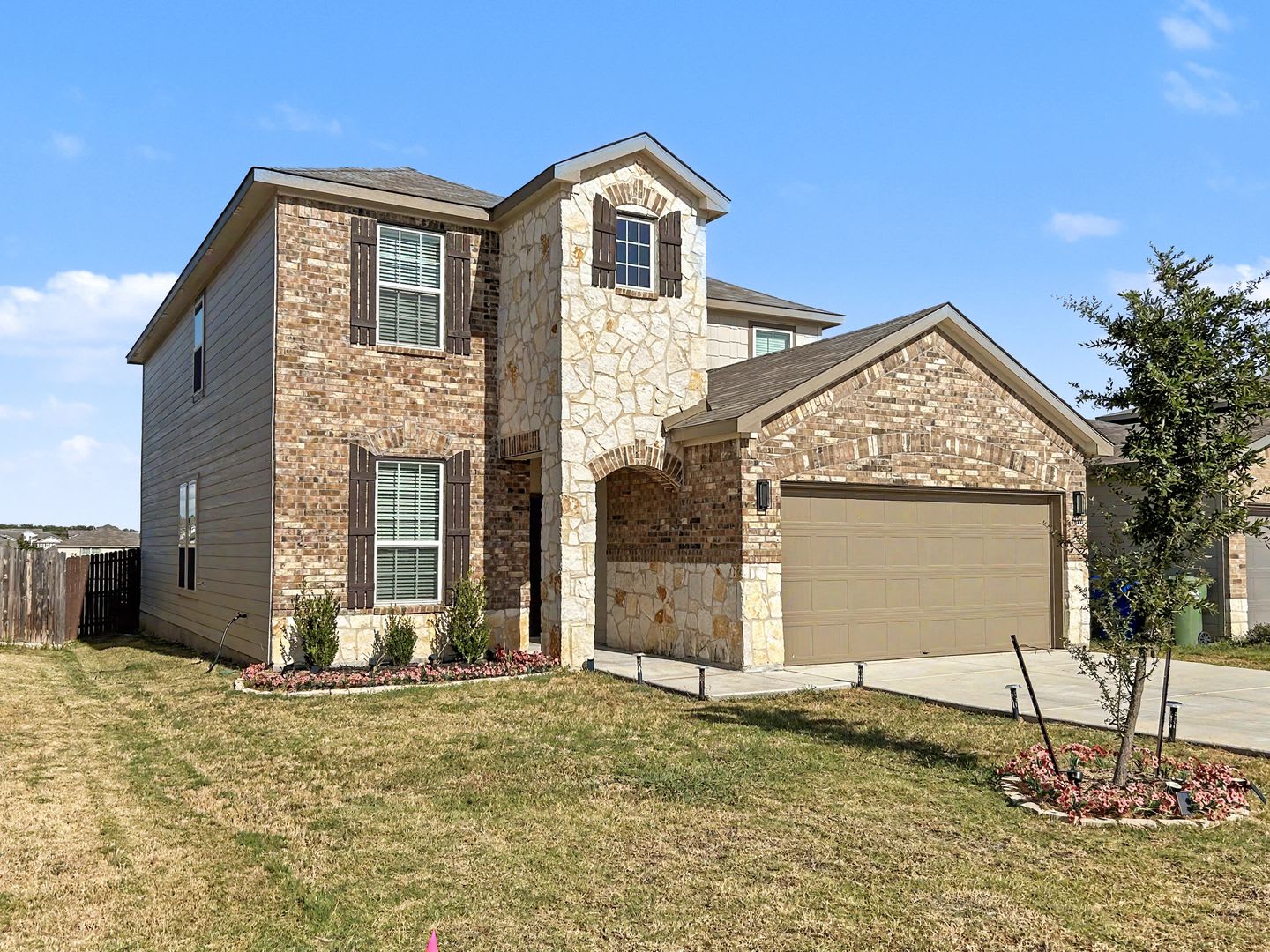 For Rent: 4 BR in Cinco Lakes — San Antonio, TX 78252 – photo 1
