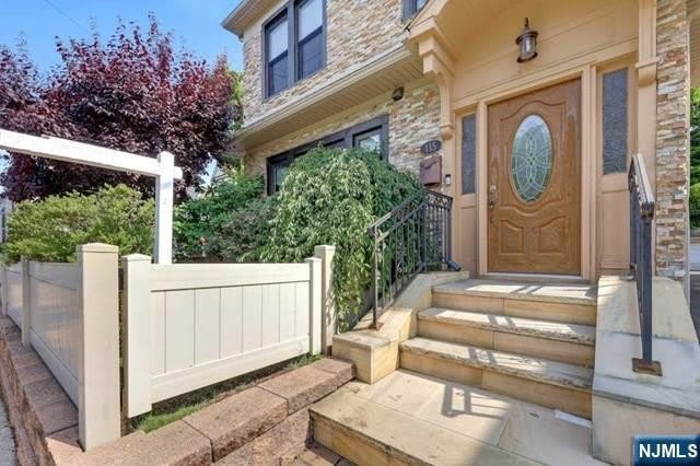 115 W Englewood Avenue – photo 4