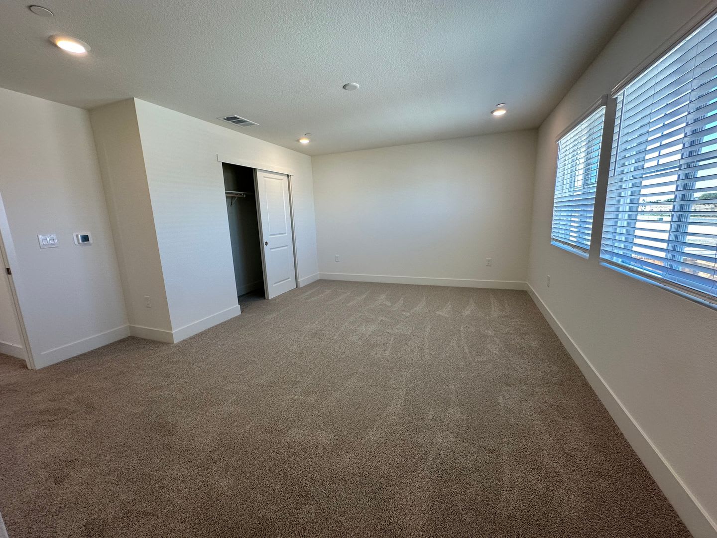 BRAND NEW 4 Bed 2.5 Bath w/ Solar!! – photo 5