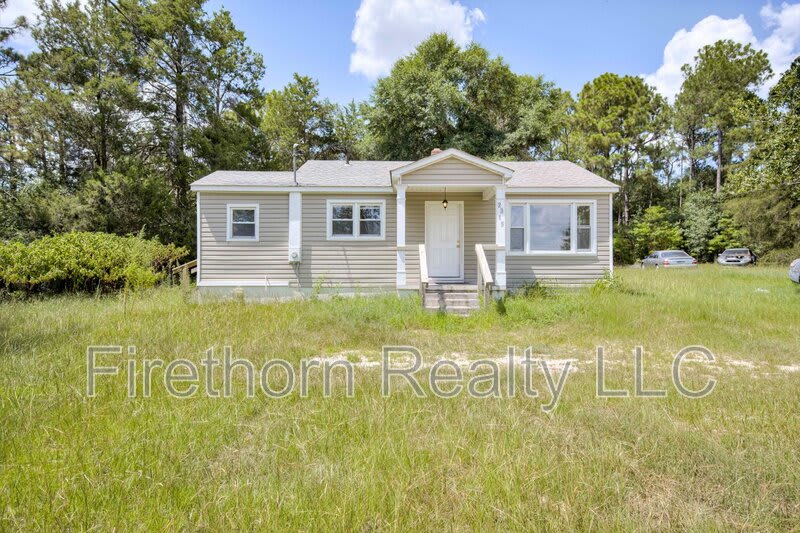 2315 Tobacco Road (main) – photo 2