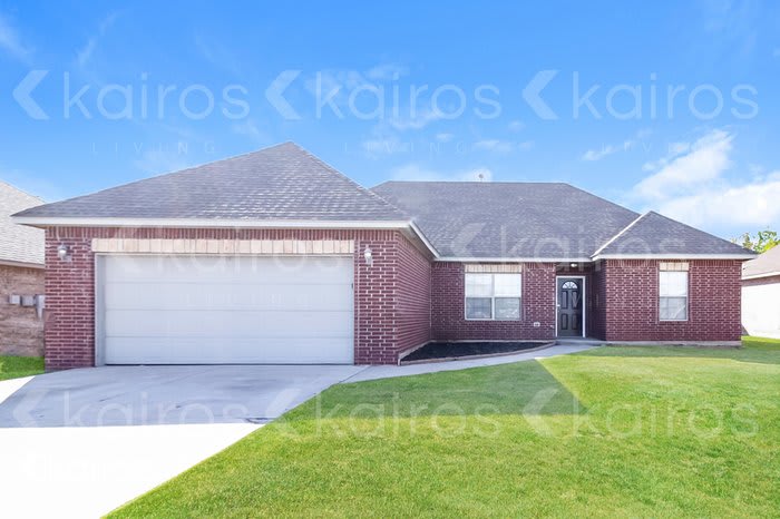 4209 Notting Hill Drive – photo 1