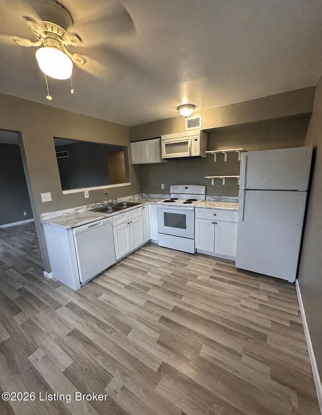10303 Torrington Rd – photo 1