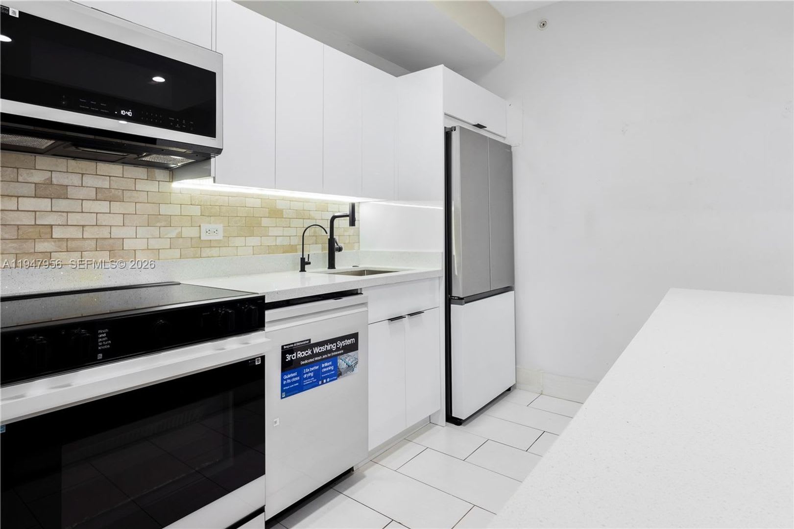 5300 Nw 87Th Avenue 1212 Doral Fl 33178 – photo 1