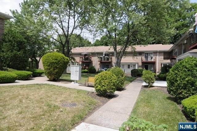 636 Godwin Avenue – photo 3
