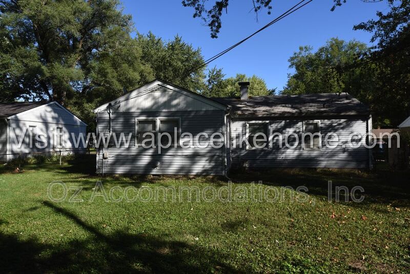 8918 E 74th St – photo 2