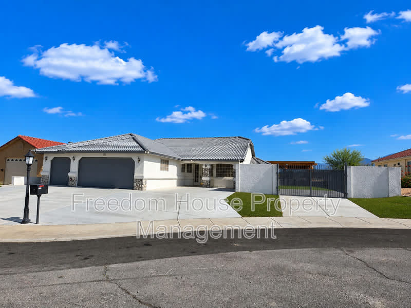 3630 East Vineyard Drive North – photo 4