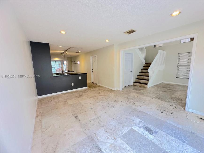 1115 River Birch St – photo 5