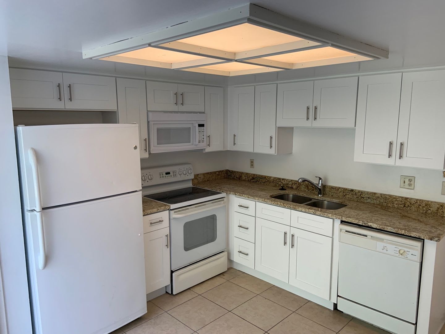 2 Bed 2 Bath Townhouse Very Close To Ucf – photo 5