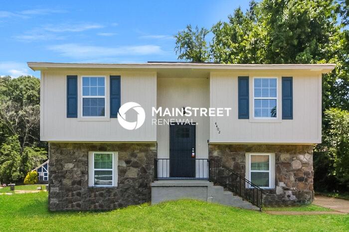4402 Guildhall Drive – photo 1