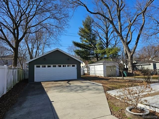 310 S Connecticut Avenue – photo 3