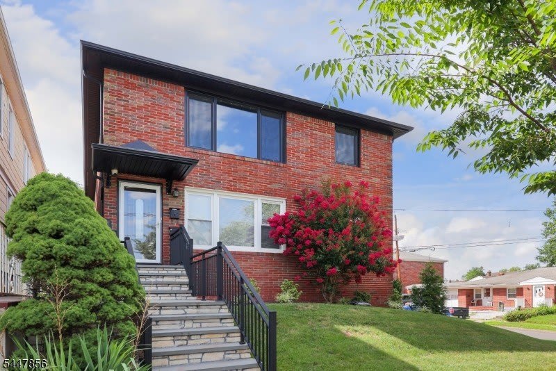 400 Knopf St – photo 1