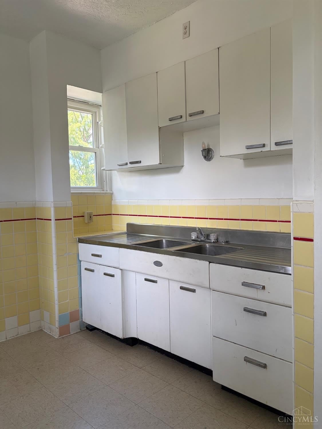 4213 Greenlee Avenue – photo 5