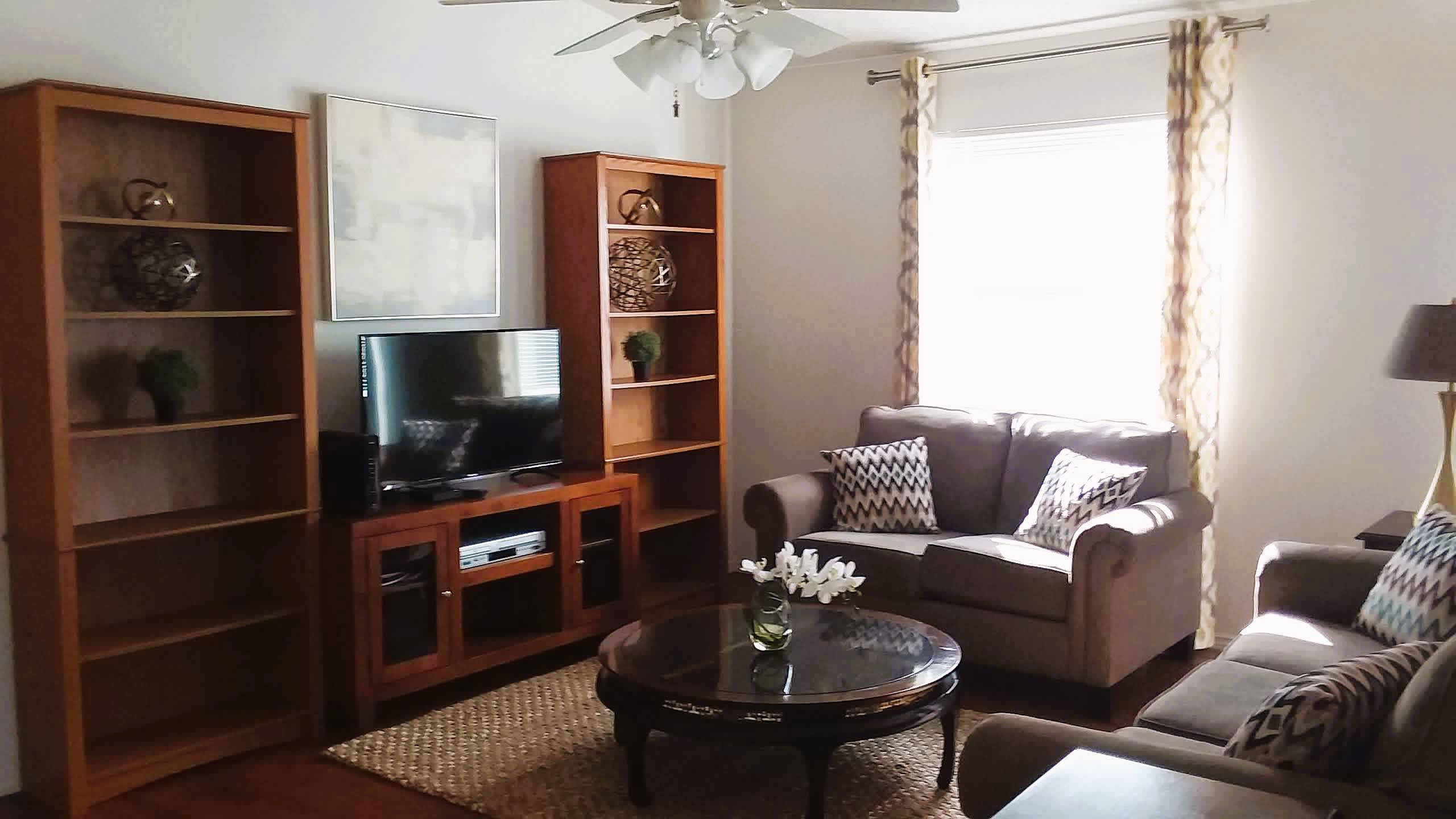 1645 Hickory Grove Ln – photo 5