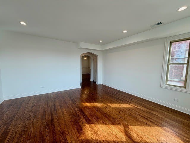 7825 S Wood Street – photo 3