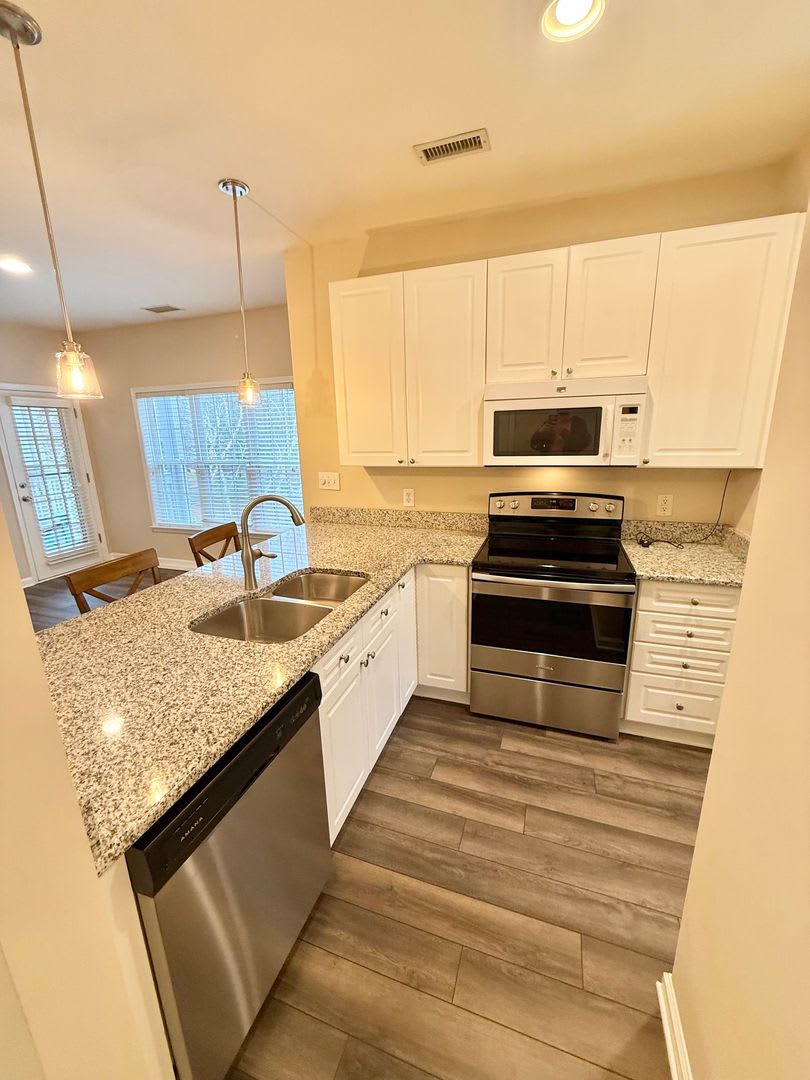 Modern Condo Near Lake Norman!! – photo 3