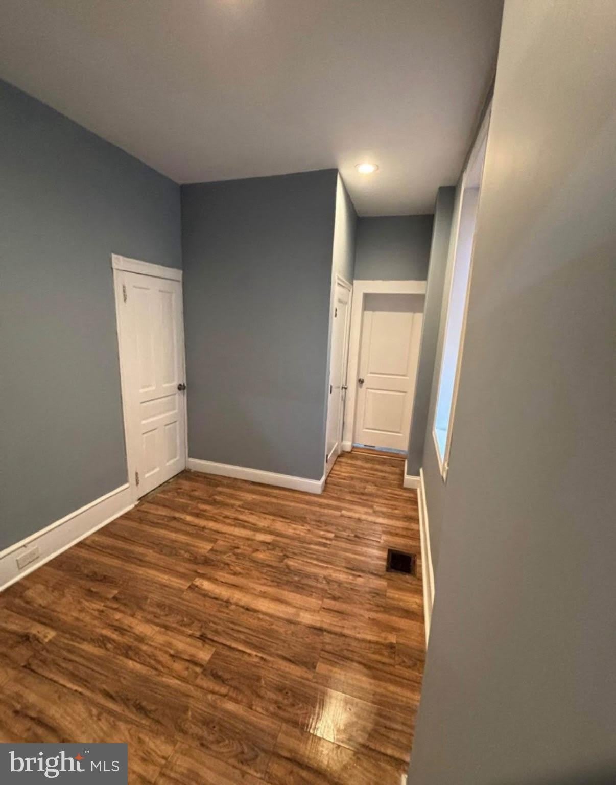 1232 E CHELTEN Avenue E – photo 3