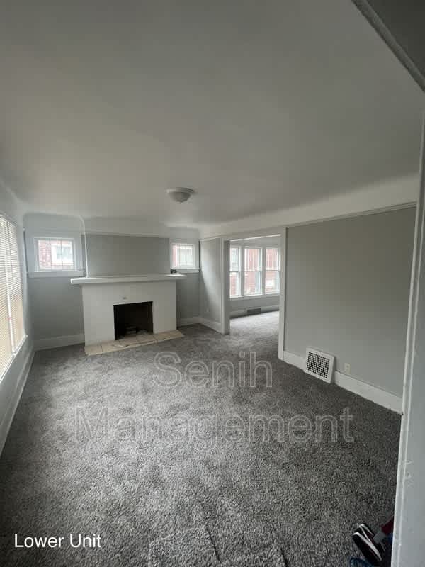 5342 Oregon – photo 2