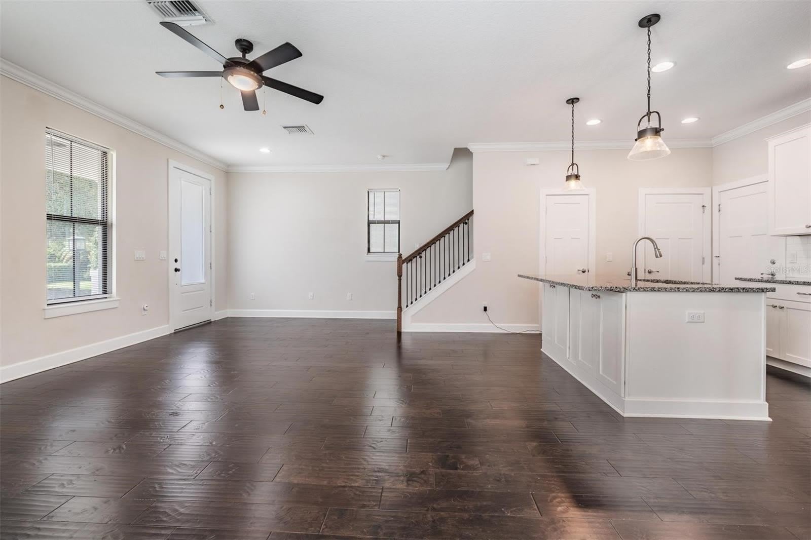 845 Aurora Way – photo 4
