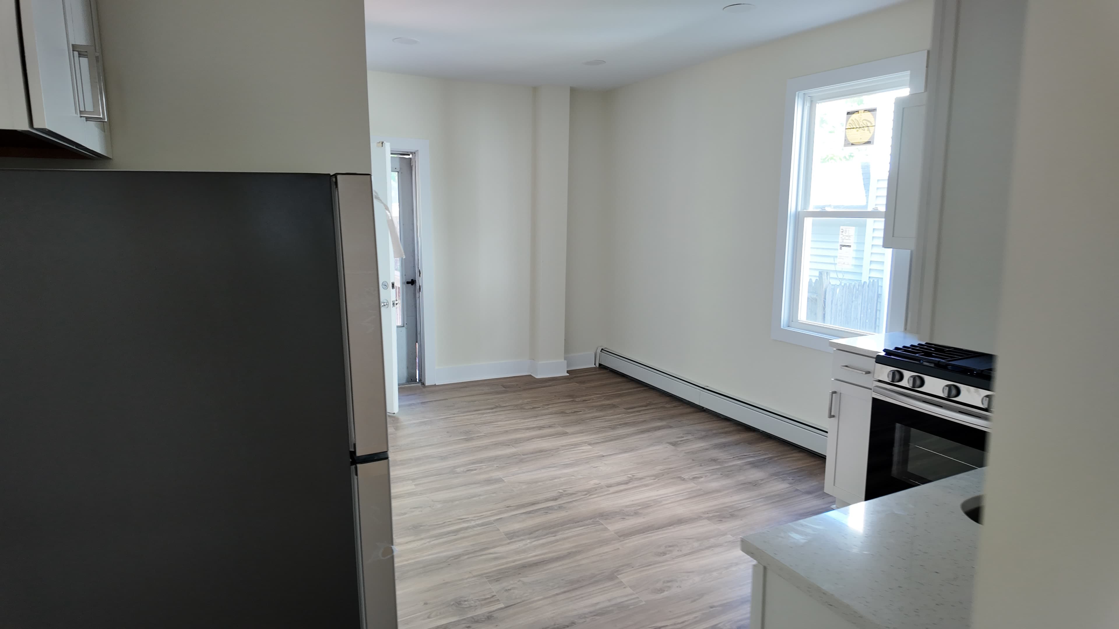 673 Elm Street – photo 2