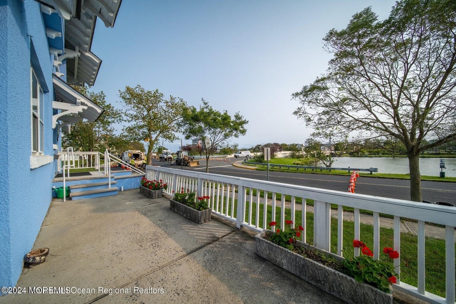 501 Sunset Avenue – photo 3