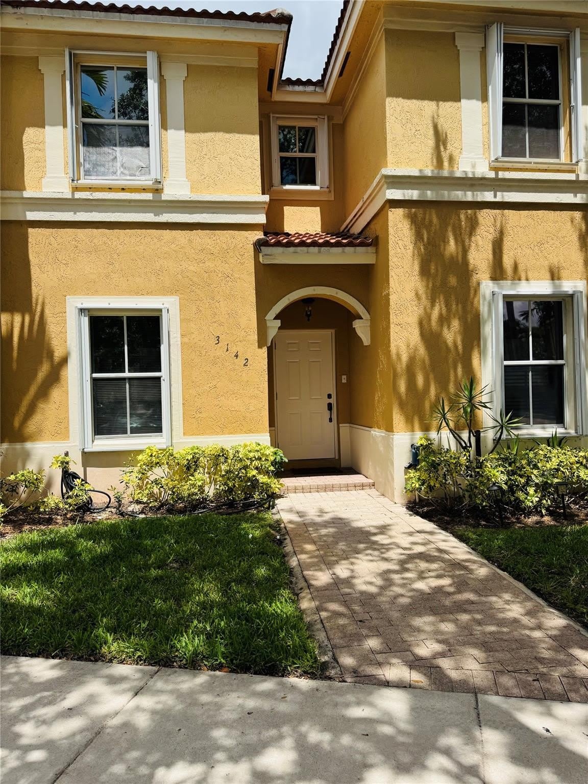 3142 SW 129th Way – photo 3