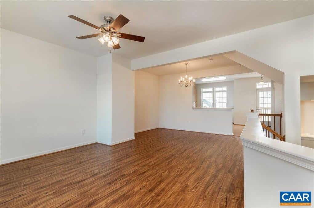 2138 LOCKWOOD DR – photo 3