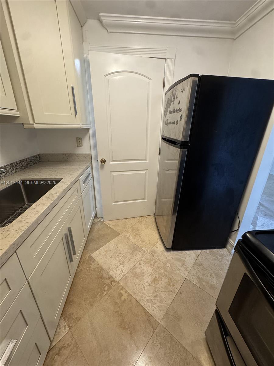 1407 Northeast 56th Street – photo 2