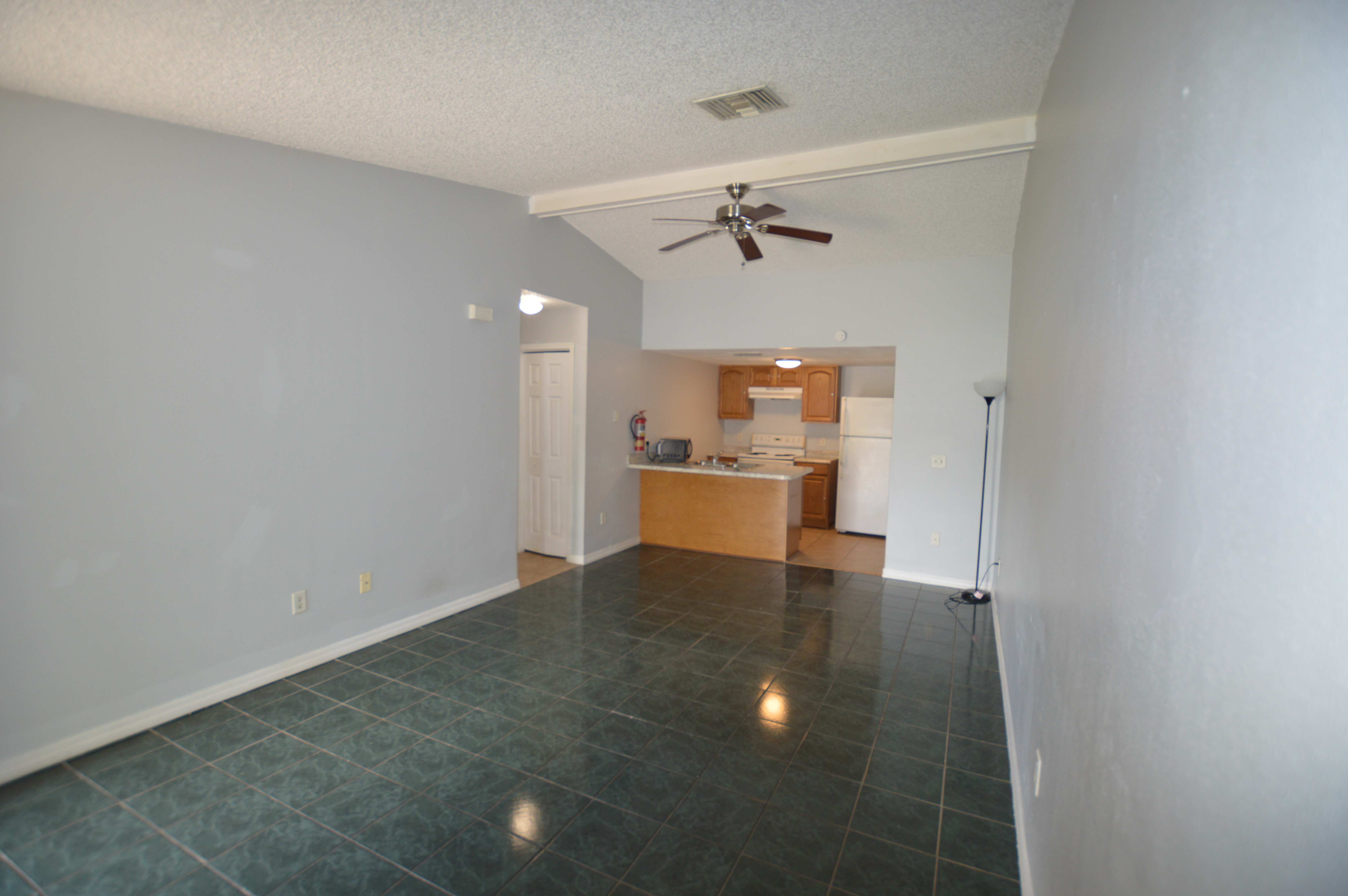 7947 Pinehurst Dr – photo 2