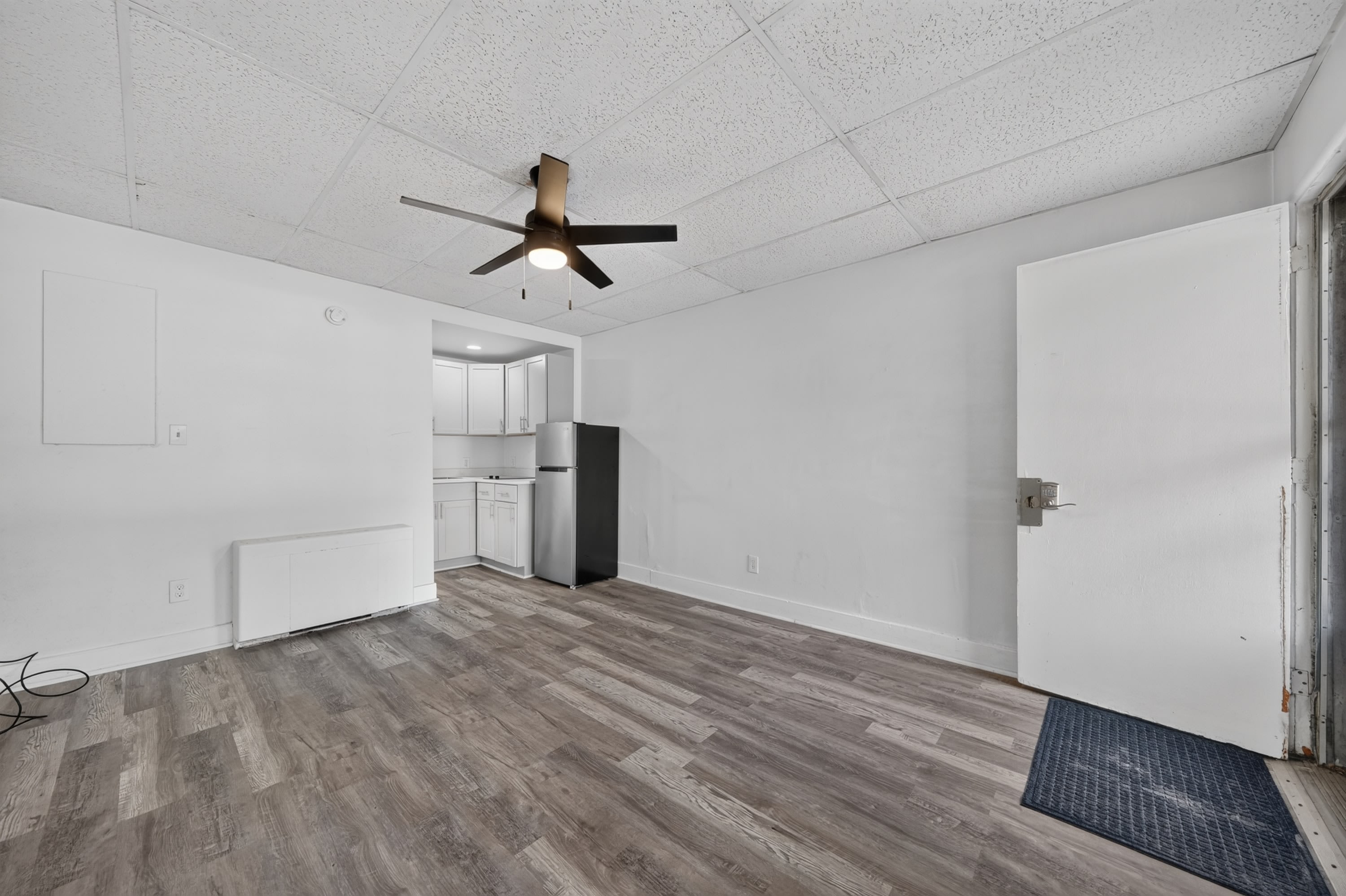 16001 Dixie Highway – photo 4