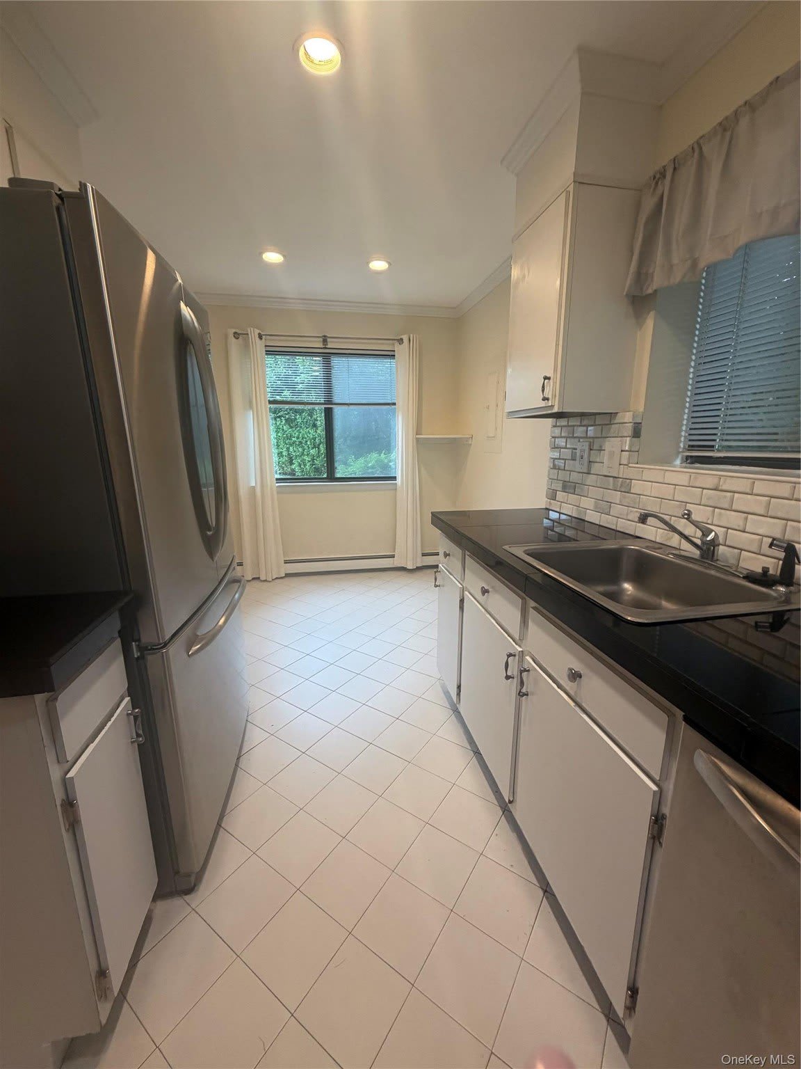 75 Greenway Close – photo 4