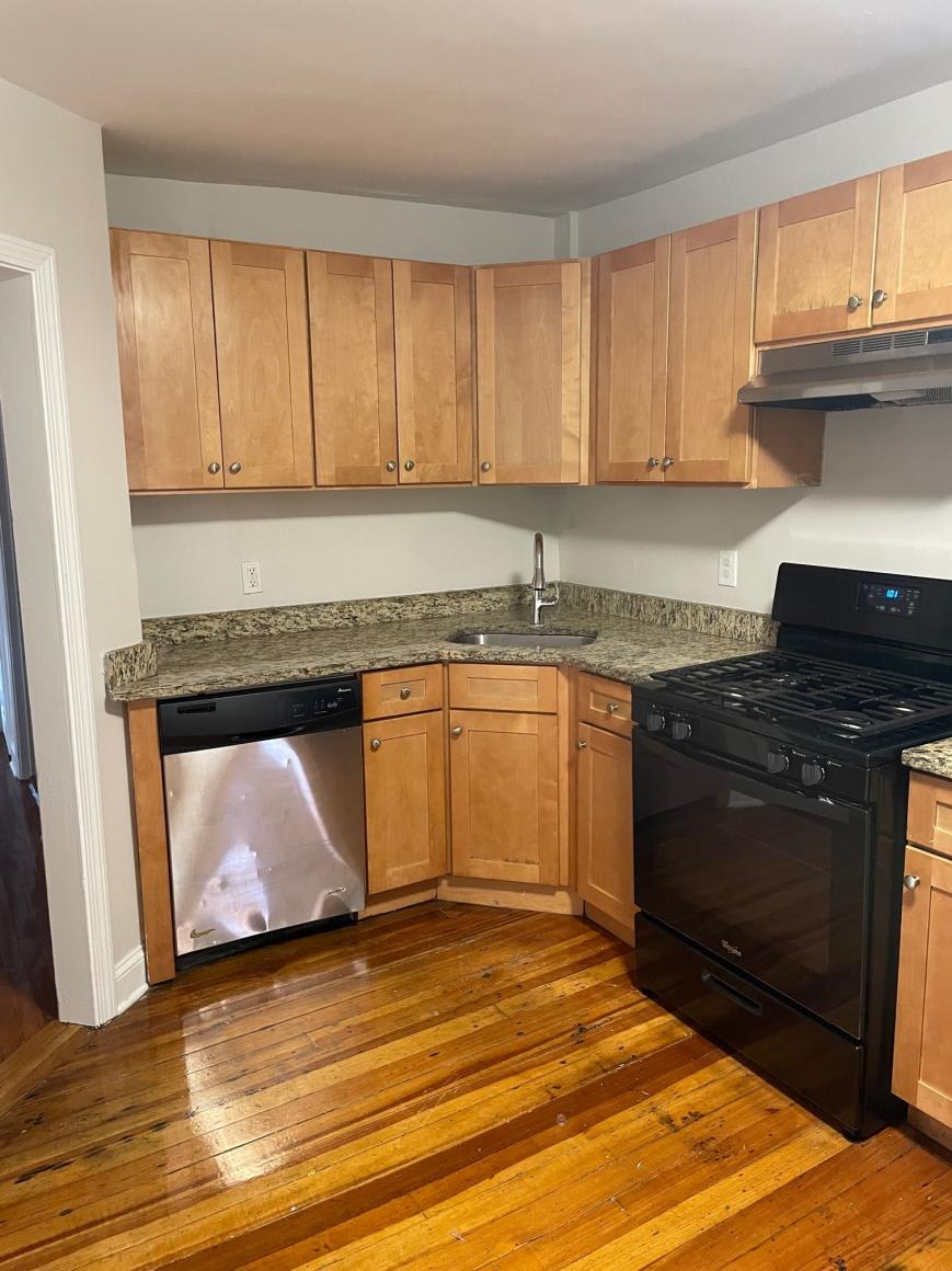 184 Walnut Ave. – photo 1