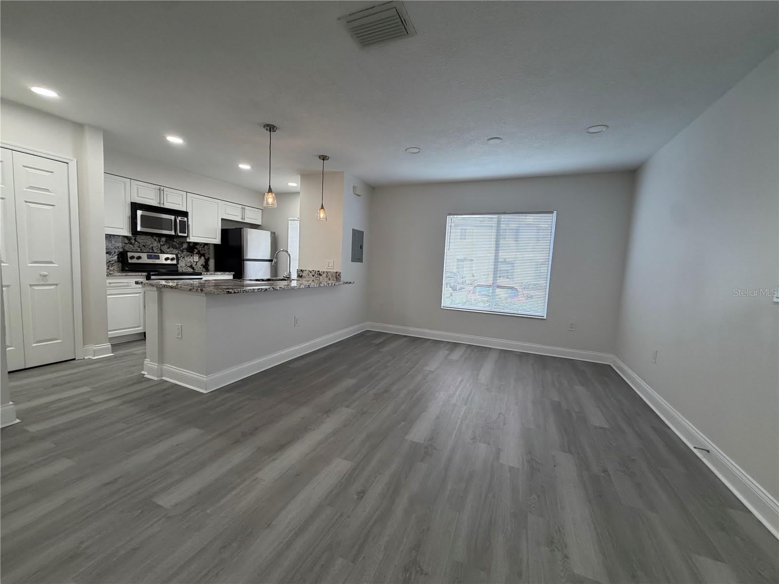 4105 WATERSIDE ISLAND Court – photo 3