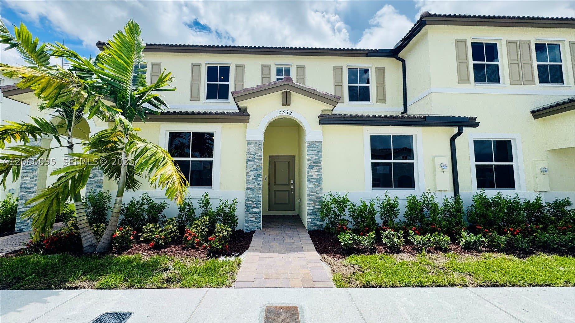 2632 SE 27th Dr – photo 1