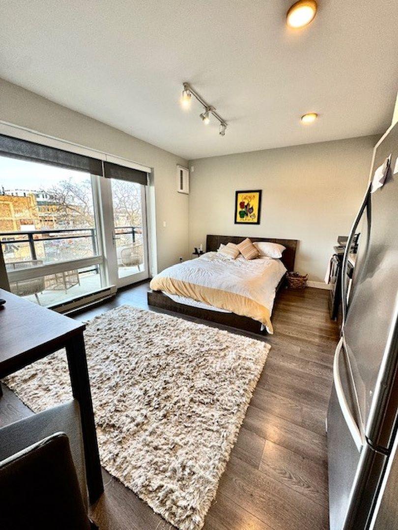 2407 W Eastwood Avenue – photo 1